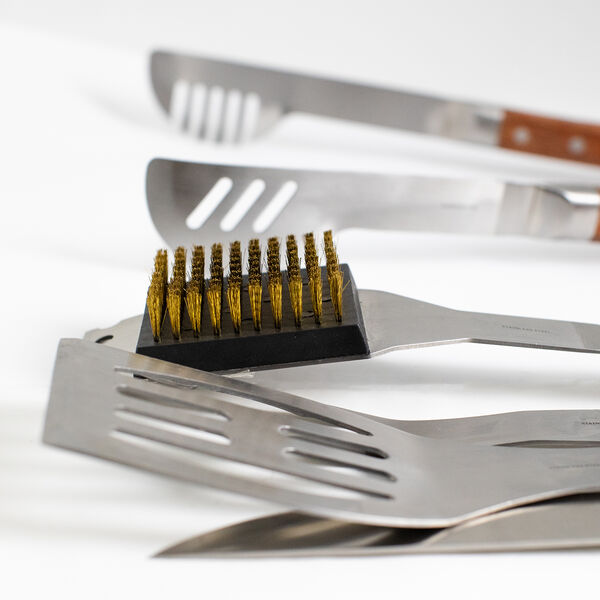 BBQ set in a box image number 4