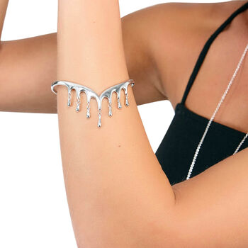 Lucy Q Drip Wasserfall Armreif